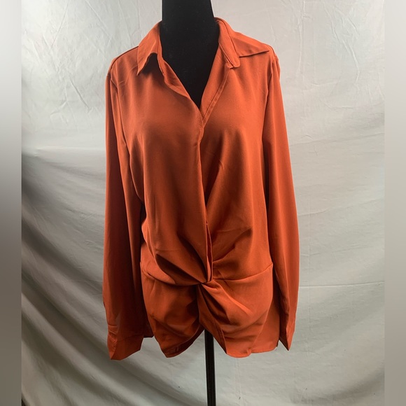 Twist Front Asymmetrical Hem Blouse - Picture 6 of 7